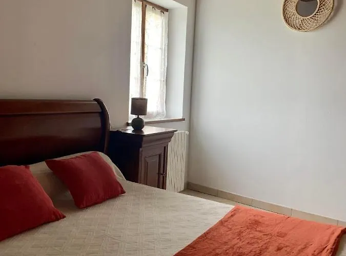 Semesterbostad De Pech Mortier